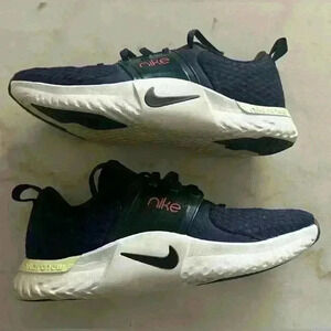 Nike Renew In-Season Tr 10 Womens Fitness Workout Athletic Shoes women’s size 8.